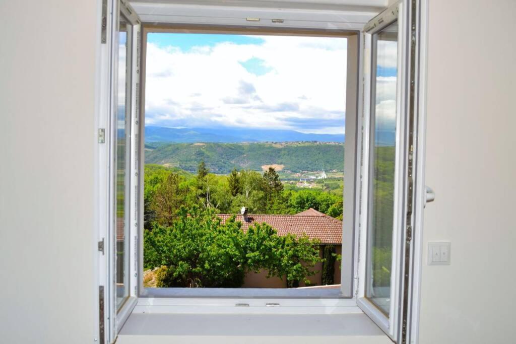 Villa Complete Au Calme Avec Vue Imprenable Beausemblant Exterior photo